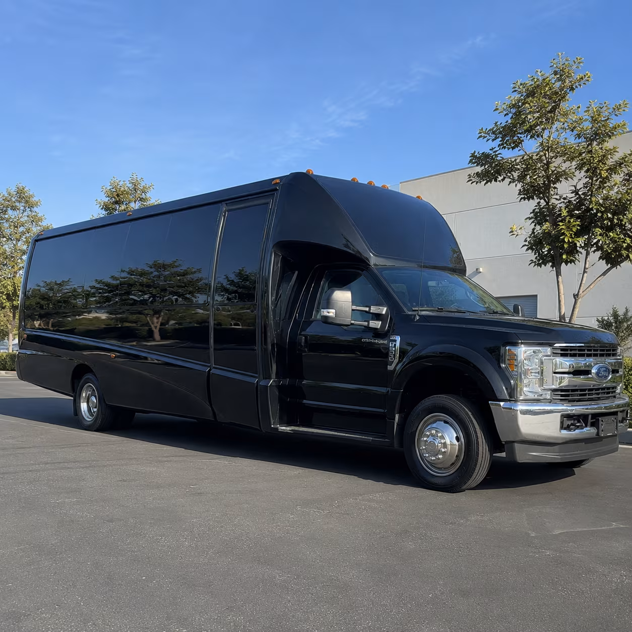 Tampa Winery Tour & Pub Crawl Transportation group transportation
